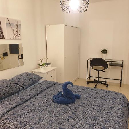 Preciosas Habitaciones En La Casa De May アロナ エクステリア 写真